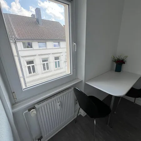 Sehr Zentrales Kleines Ruhiges דירה *