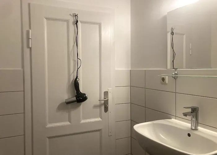 아파트 Sehr Zentrales Kleines Ruhiges *