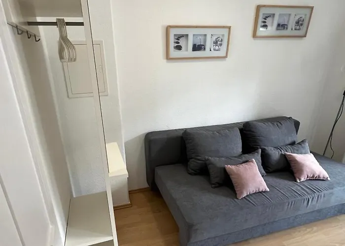 Sehr Zentrales Kleines Ruhiges * 데트몰트